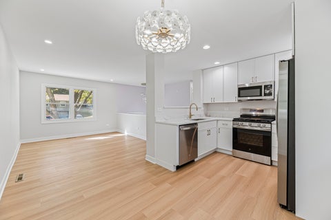 Tiny photo for 1404 Eastwood Lane, McHenry, IL 60051 (MLS # 12780581)