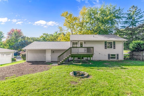 Tiny photo for 1404 Eastwood Lane, McHenry, IL 60051 (MLS # 12780581)