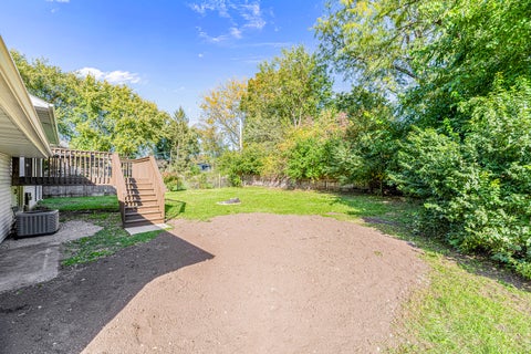 Tiny photo for 1404 Eastwood Lane, McHenry, IL 60051 (MLS # 12780581)