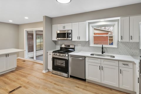 Tiny photo for 555 N Cherry Drive, Glenwood, IL 60425 (MLS # 12585234)