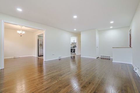 Tiny photo for 7501 East Prairie Road, Skokie, IL 60076 (MLS # 12575108)