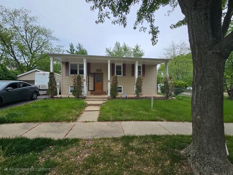 315 Cedar Circle Streamwood IL 60107