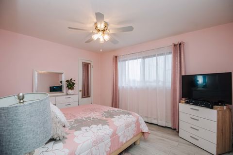 Tiny photo for 6319 S OAK PARK Avenue #3B, Chicago, IL 60638 (MLS # 12571790)