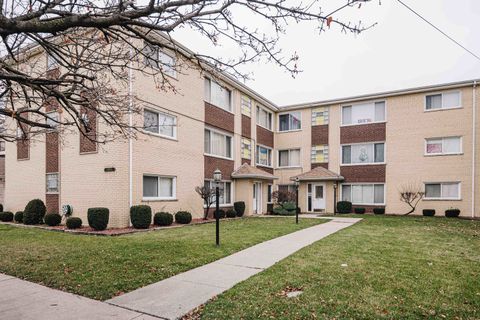 Tiny photo for 6319 S OAK PARK Avenue #3B, Chicago, IL 60638 (MLS # 12571790)