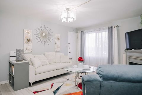 Tiny photo for 6319 S OAK PARK Avenue #3B, Chicago, IL 60638 (MLS # 12571790)