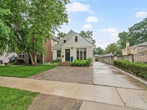 Tiny photo for 1508 Potter Road, Park Ridge, IL 60068 (MLS # 12788988)