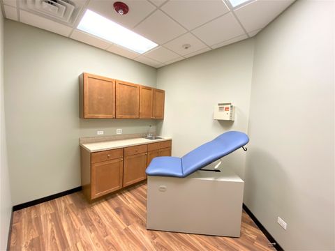 Tiny photo for 1350 W Lake Street #2, Melrose Park, IL 60160 (MLS # 12490261)