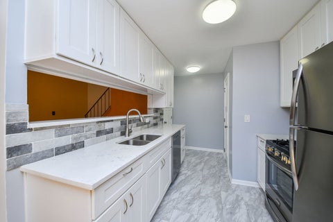 Tiny photo for 1675 Valley Forge Court #C, Wheaton, IL 60189 (MLS # 12688634)