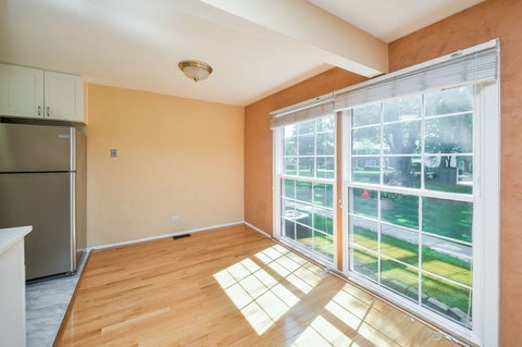 Tiny photo for 1675 Valley Forge Court #C, Wheaton, IL 60189 (MLS # 12688634)