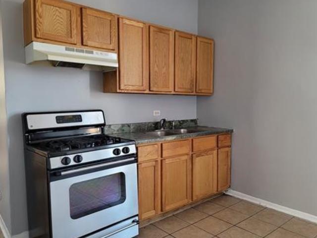 3538 W Grenshaw Street