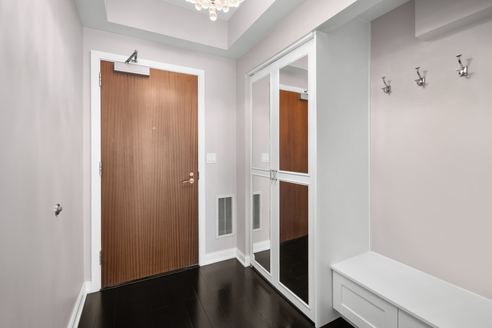 130 N Garland Court 2706