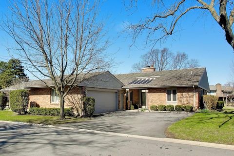 107 Briarwood Lane Oak Brook IL 60523