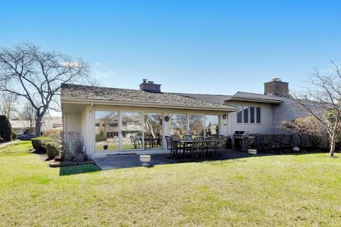 Tiny photo for 107 Briarwood Lane, Oak Brook, IL 60523 (MLS # 12605648)