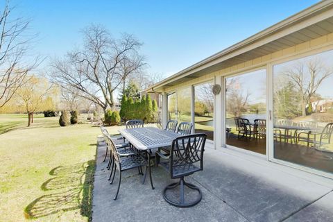 Tiny photo for 107 Briarwood Lane, Oak Brook, IL 60523 (MLS # 12605648)