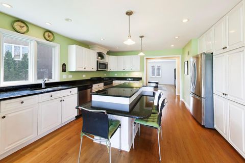 Tiny photo for 107 Briarwood Lane, Oak Brook, IL 60523 (MLS # 12605648)