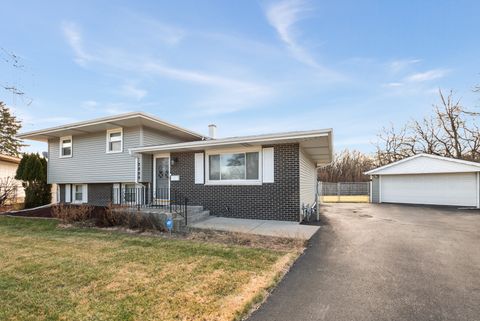 Tiny photo for 2809 Forest Lane, Lansing, IL 60438 (MLS # 12544705)