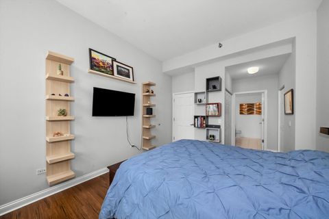 Tiny photo for 8 W MONROE Street #1704, Chicago, IL 60603 (MLS # 12604830)