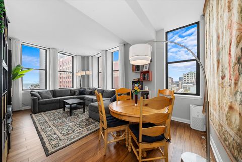 Tiny photo for 8 W MONROE Street #1704, Chicago, IL 60603 (MLS # 12604830)