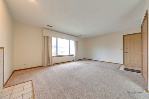 Tiny photo for 1115 Kane Street #1115, South Elgin, IL 60177 (MLS # 12622283)