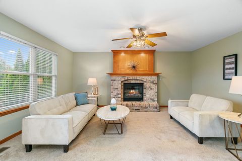 Tiny photo for 685 Persimmon Street, DeKalb, IL 60115 (MLS # 12501309)