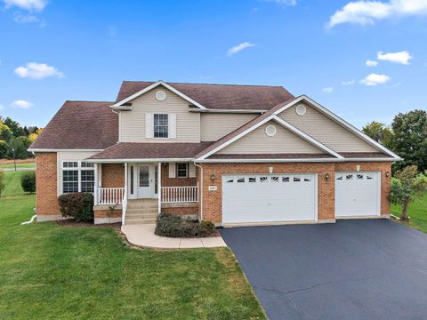 Tiny photo for 685 Persimmon Street, DeKalb, IL 60115 (MLS # 12501309)