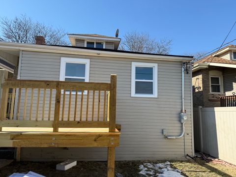 Tiny photo for 1429 N Mason Avenue, Chicago, IL 60651 (MLS # 12566987)