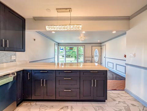 Tiny photo for 401 W 14th Place, Chicago Heights, IL 60411 (MLS # 12488670)