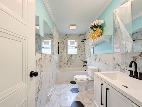 Tiny photo for 401 W 14th Place, Chicago Heights, IL 60411 (MLS # 12488670)