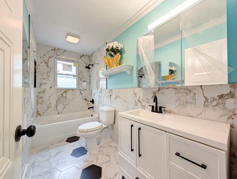 Tiny photo for 401 W 14th Place, Chicago Heights, IL 60411 (MLS # 12488670)