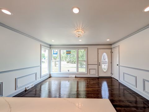 Tiny photo for 401 W 14th Place, Chicago Heights, IL 60411 (MLS # 12488670)