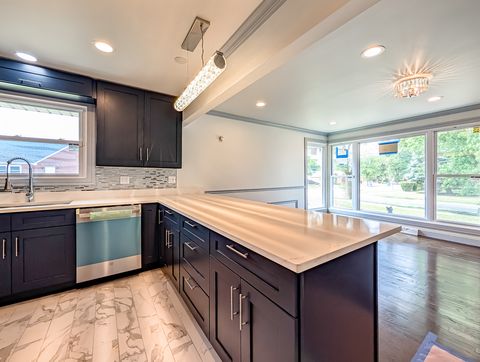 Tiny photo for 401 W 14th Place, Chicago Heights, IL 60411 (MLS # 12488670)