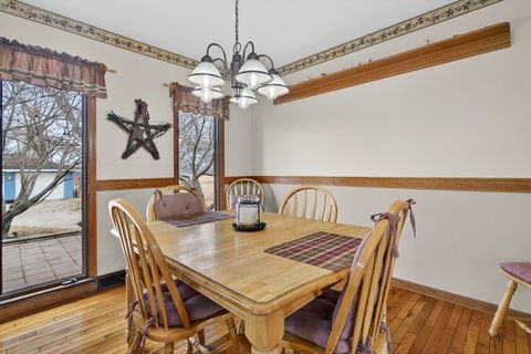 Tiny photo for 15 E Cedar Court, Yorkville, IL 60560 (MLS # 12570017)