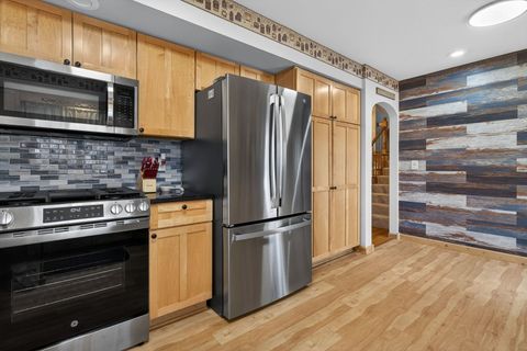 Tiny photo for 15 E Cedar Court, Yorkville, IL 60560 (MLS # 12570017)