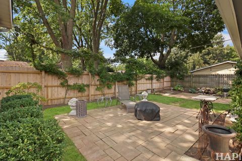 Tiny photo for 219 Harding Avenue, Libertyville, IL 60048 (MLS # 12606109)