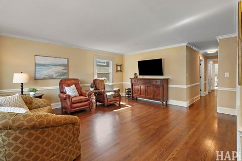 Tiny photo for 219 Harding Avenue, Libertyville, IL 60048 (MLS # 12606109)