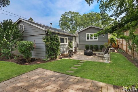 Tiny photo for 219 Harding Avenue, Libertyville, IL 60048 (MLS # 12606109)
