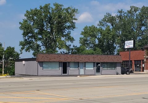 206 S Northwest Highway Barrington IL 60010