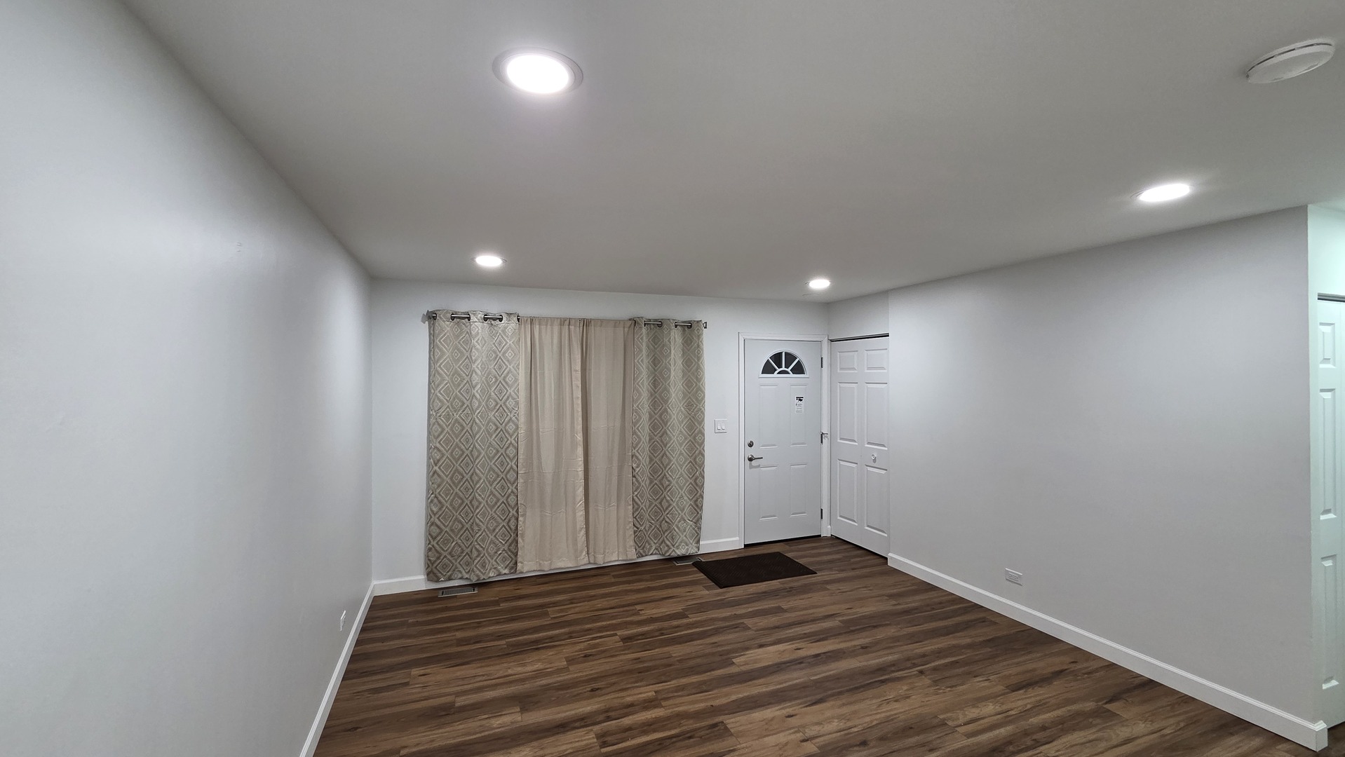 1303 Kingsbury Drive A