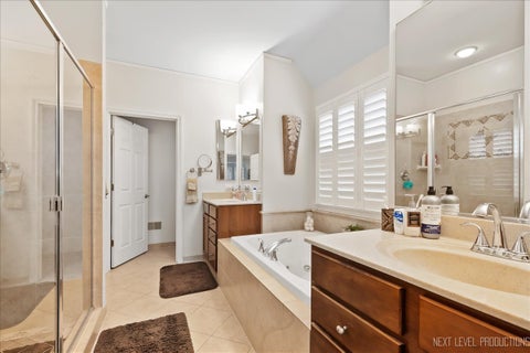 Tiny photo for 447 Lake Run Court, North Aurora, IL 60542 (MLS # 12336820)