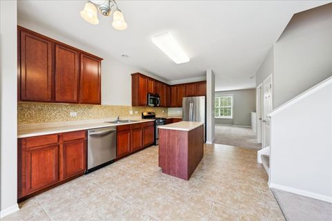 Tiny photo for 233 Jackson Street, Gilberts, IL 60136 (MLS # 12491173)