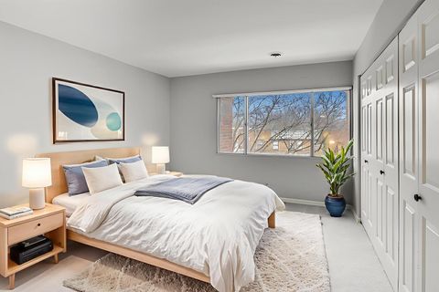 Tiny photo for 420 Linden Avenue #502, Wilmette, IL 60091 (MLS # 12520985)