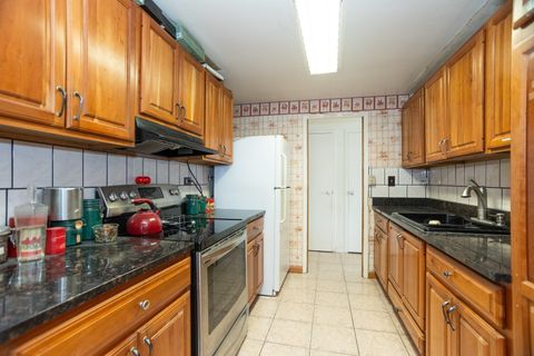 Tiny photo for 5050 S East End Avenue #7D, Chicago, IL 60615 (MLS # 12342308)