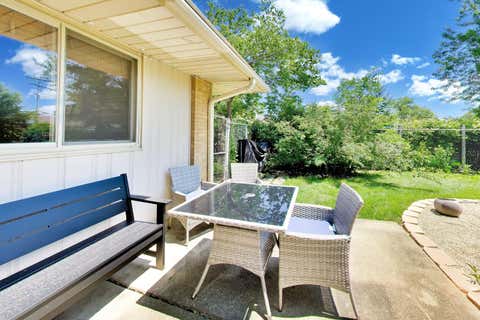 Tiny photo for 301 Lance Drive, Des Plaines, IL 60016 (MLS # 12732406)