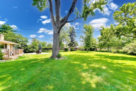 Tiny photo for 301 Lance Drive, Des Plaines, IL 60016 (MLS # 12732406)