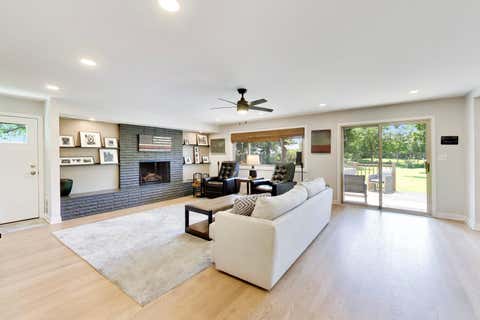 Tiny photo for 301 Lance Drive, Des Plaines, IL 60016 (MLS # 12732406)