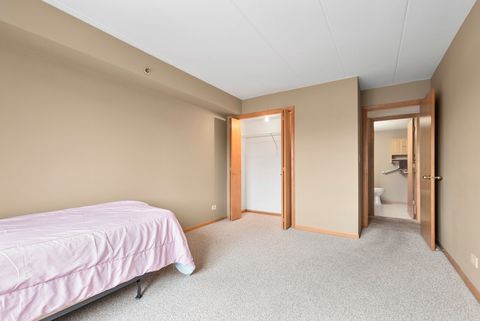 Tiny photo for 10404 S Keating Avenue #2B, Oak Lawn, IL 60453 (MLS # 12578572)