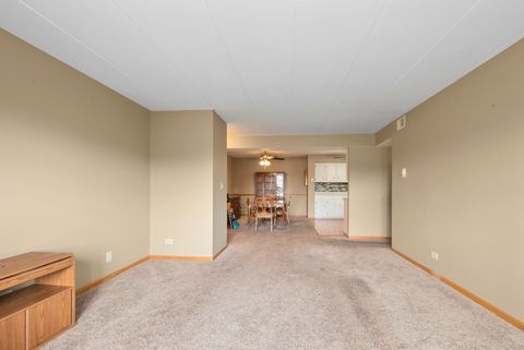 Tiny photo for 10404 S Keating Avenue #2B, Oak Lawn, IL 60453 (MLS # 12578572)