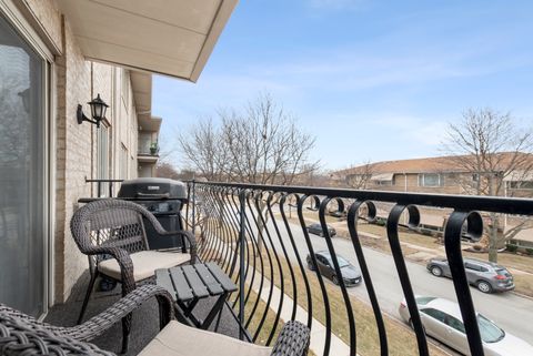 Tiny photo for 10404 S Keating Avenue #2B, Oak Lawn, IL 60453 (MLS # 12578572)