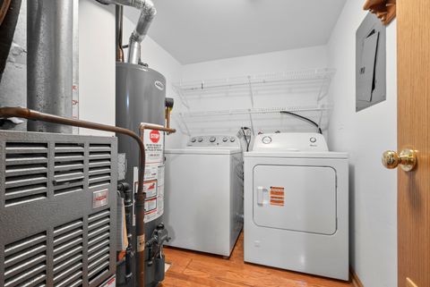 Tiny photo for 10404 S Keating Avenue #2B, Oak Lawn, IL 60453 (MLS # 12578572)