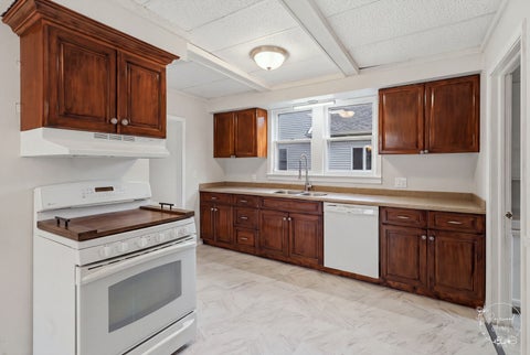 Tiny photo for 1223 N Locust Street, Pontiac, IL 61764 (MLS # 12743686)